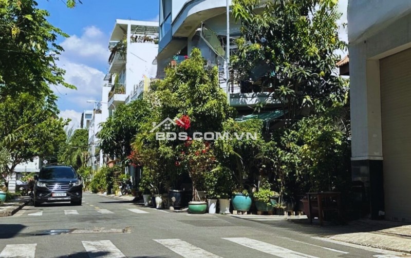 ✨NỞ HẬU TÀI LỘC 8,4M – BÁN NHÀ NGUYỄN THỊ THẬP – DTSD 222 M2 – TÂN PHONG, Q7 –  85TR/M2